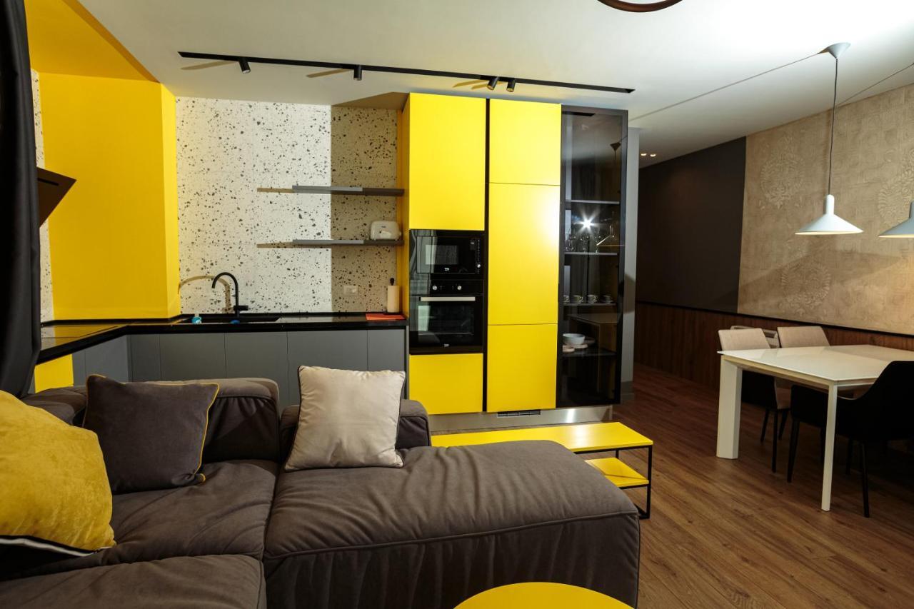 Visar Apartments Vlorë Екстериор снимка