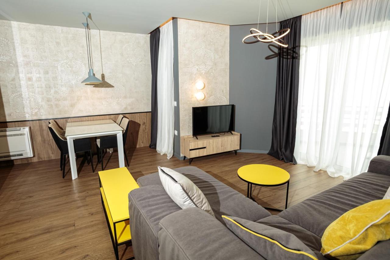 Visar Apartments Vlorë Екстериор снимка