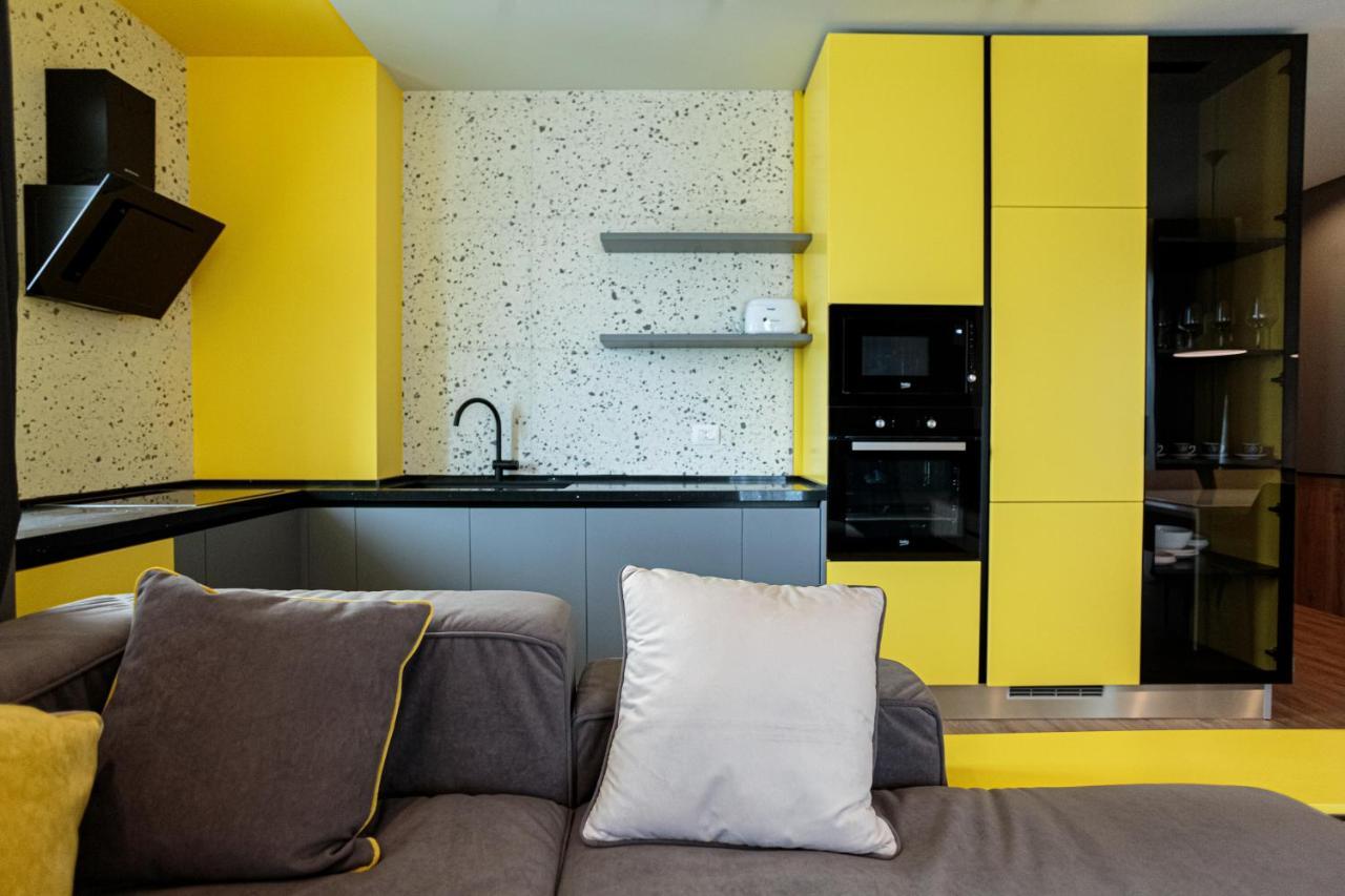 Visar Apartments Vlorë Екстериор снимка
