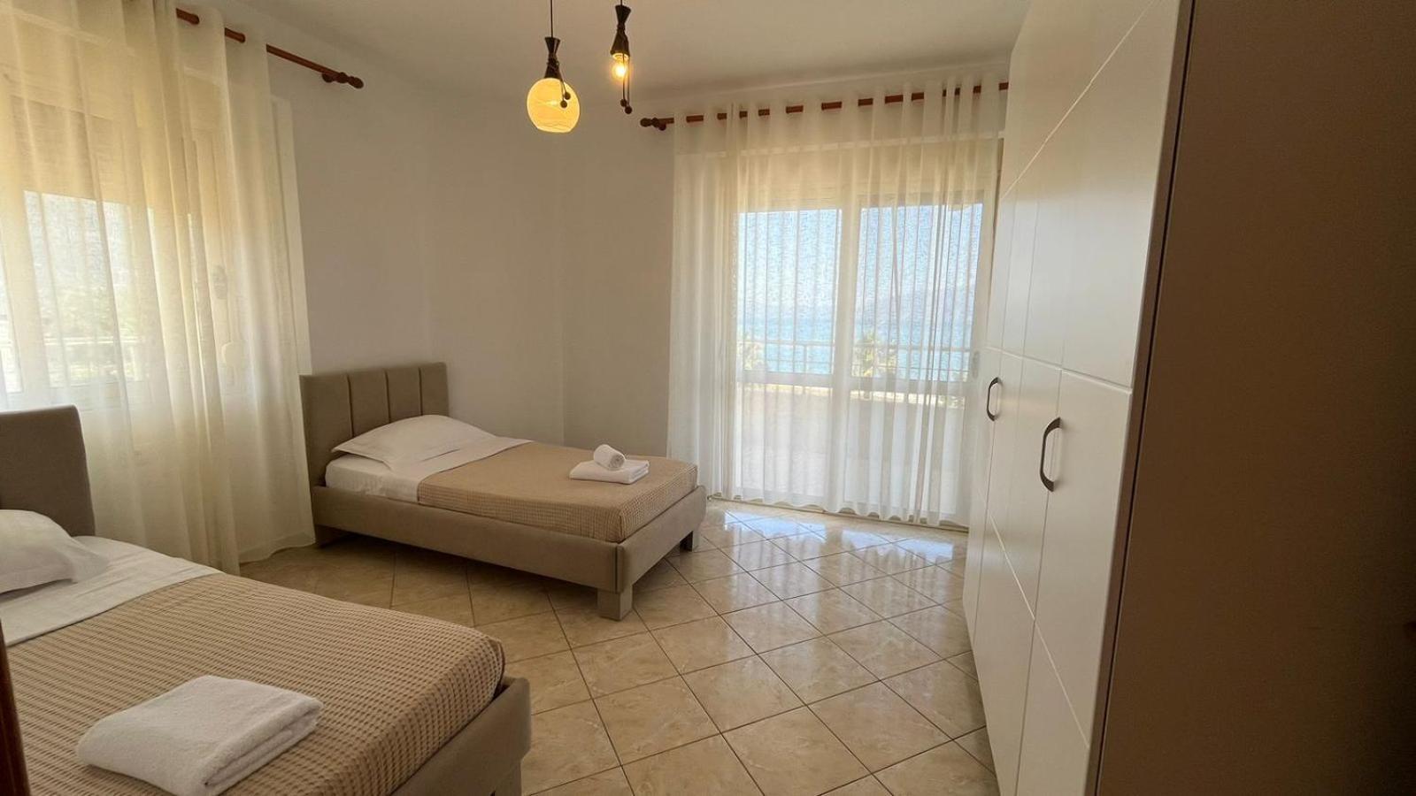 Visar Apartments Vlorë Екстериор снимка