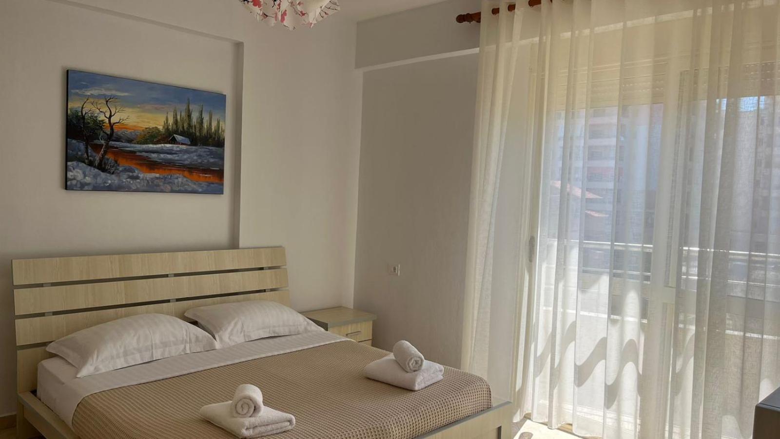 Visar Apartments Vlorë Екстериор снимка
