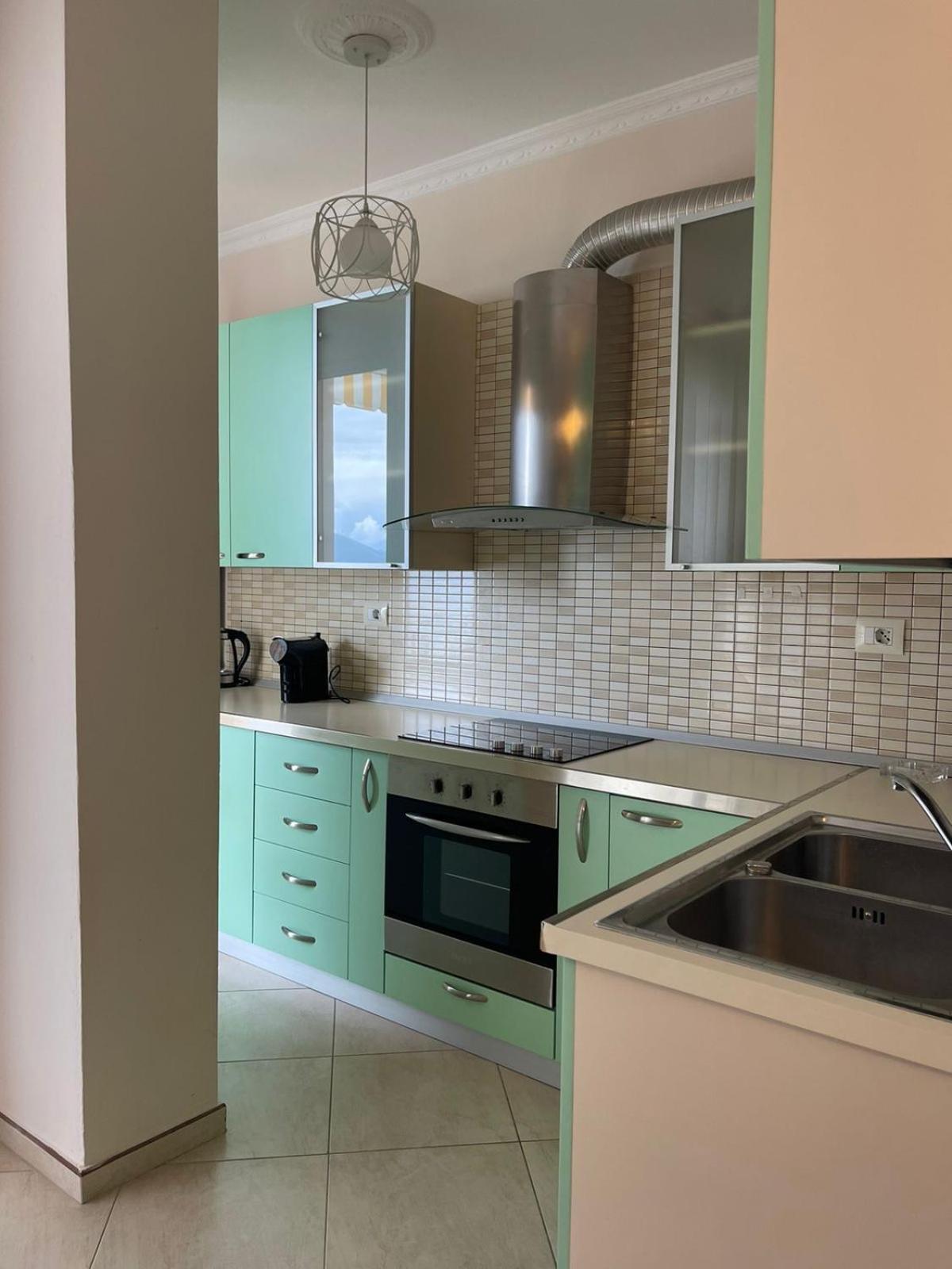 Visar Apartments Vlorë Екстериор снимка