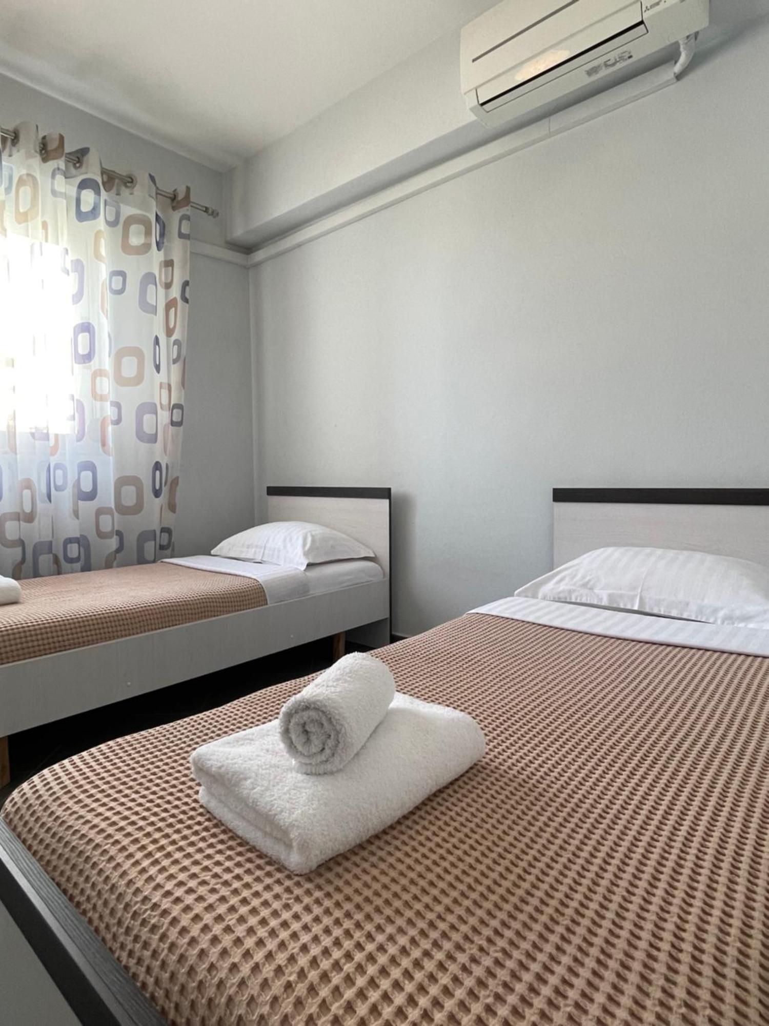 Visar Apartments Vlorë Екстериор снимка